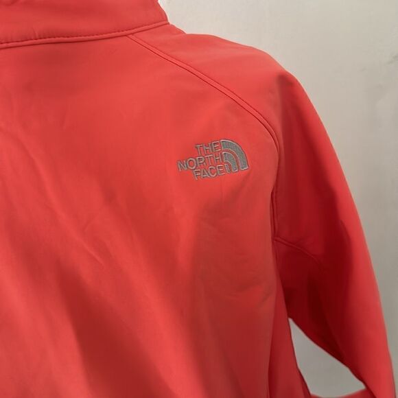 The north face jacket EUC - Picture 6 of 9